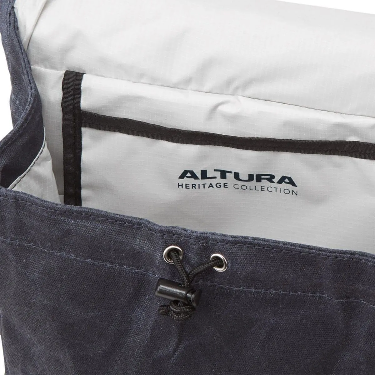 Altura Heritage 16L Cycling Pannier Bag - Navy