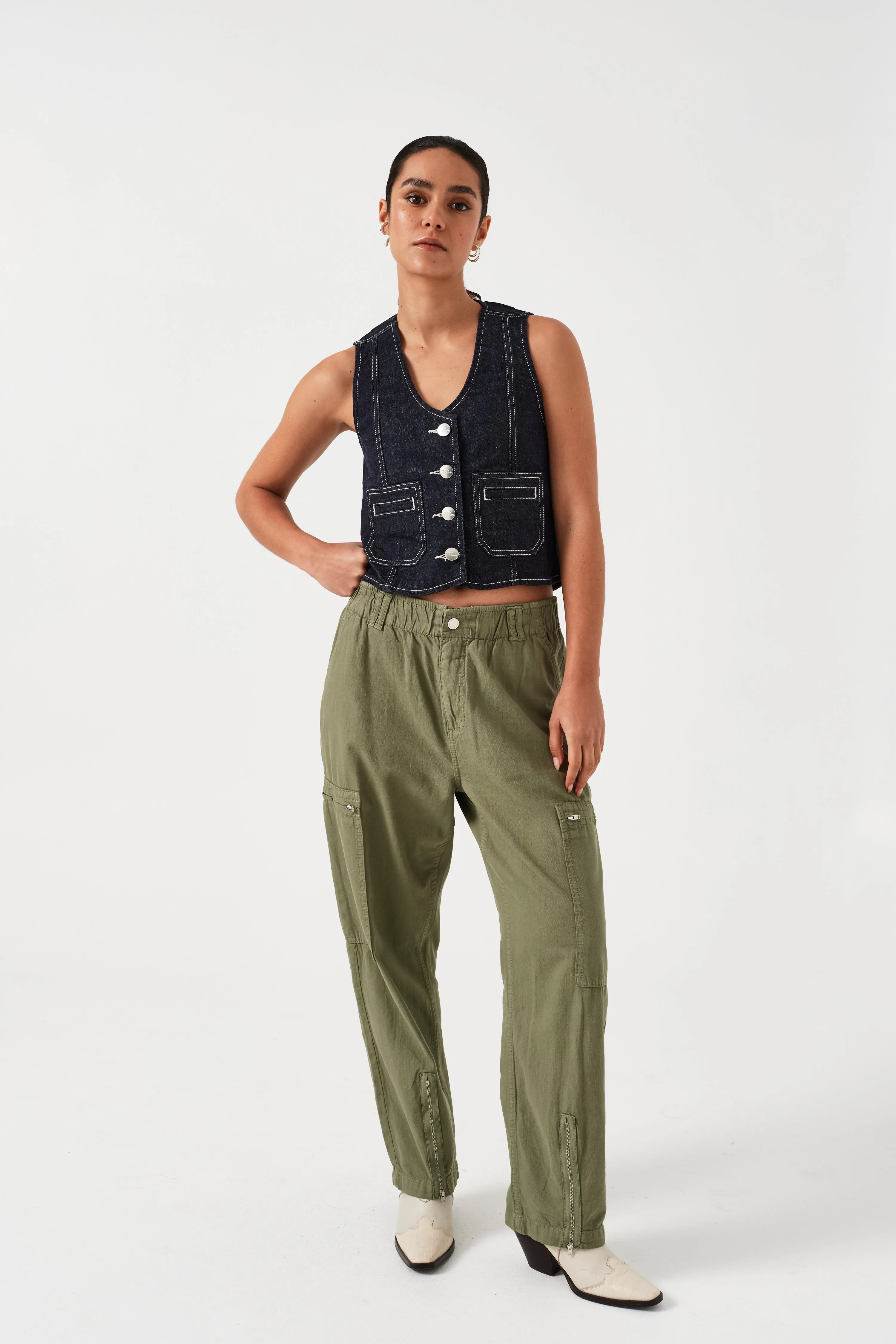 Amelia Pant in Khaki