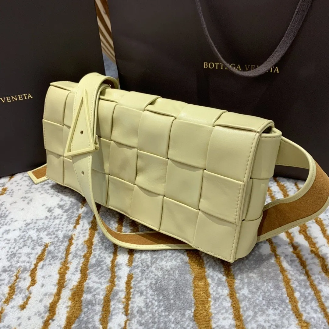 BV Brick Cassette Bag For Women 11in/28cm In Beige