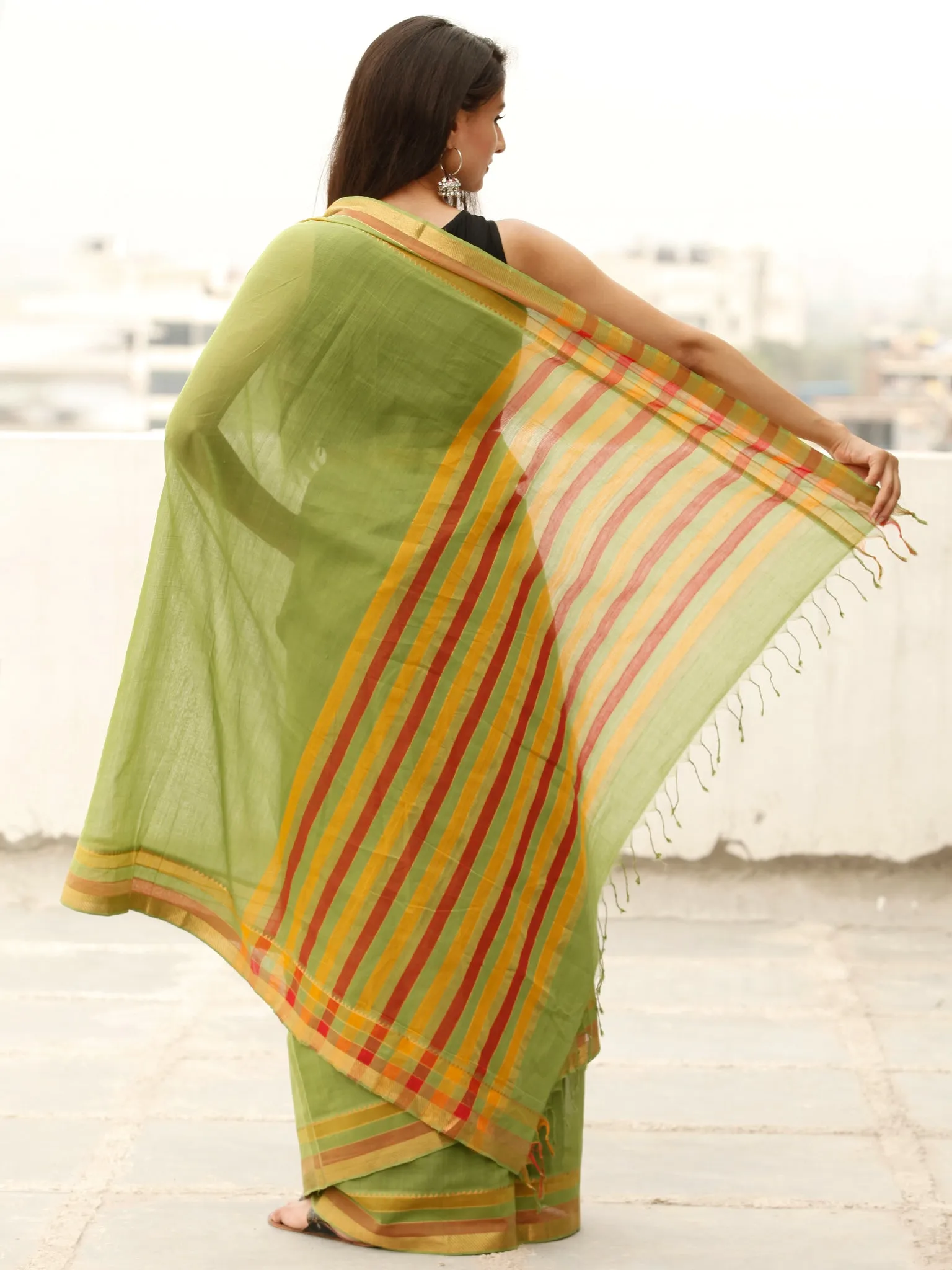 Green Orange Pink Handloom Mangalagiri Cotton Saree With Zari Border - S031703864