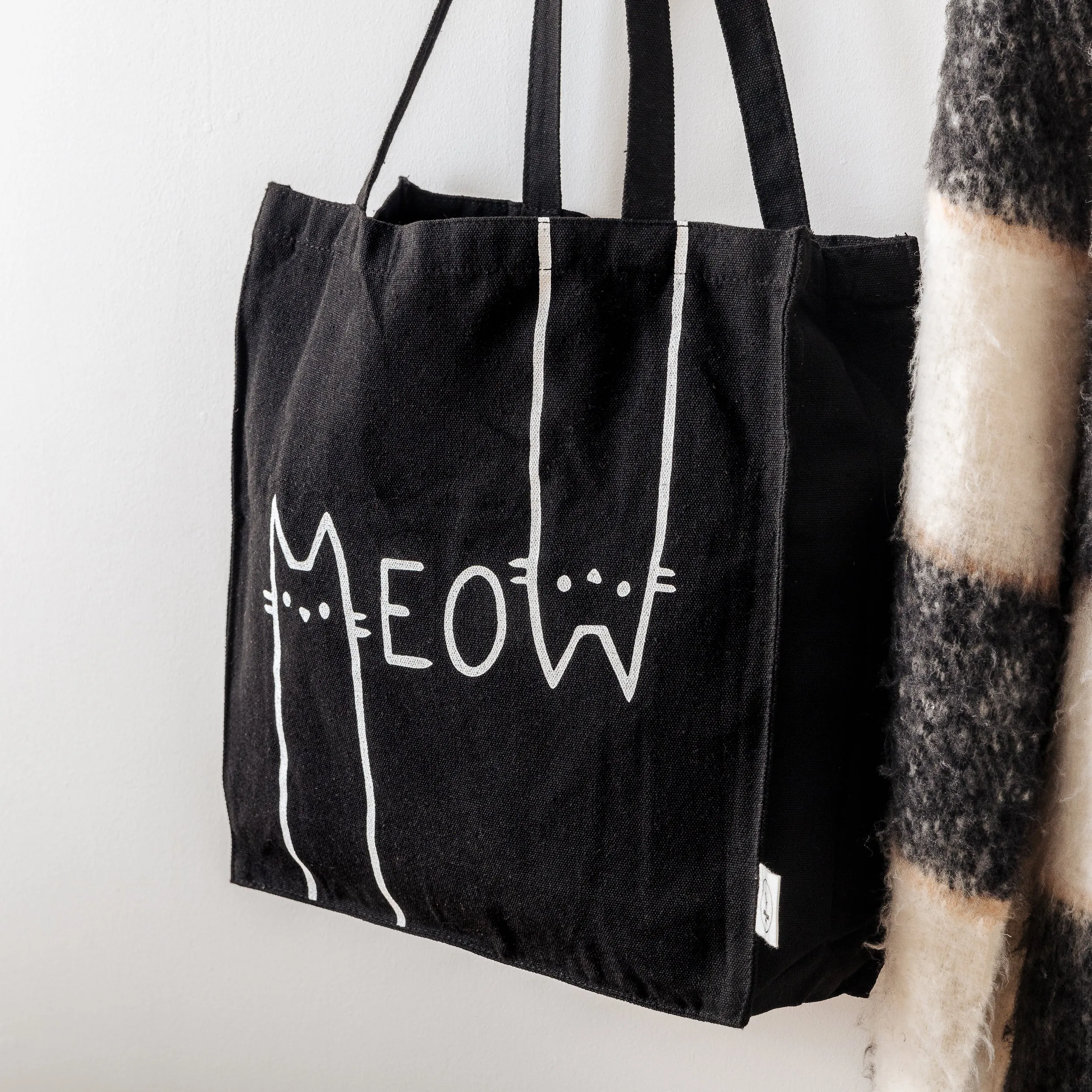 MEOW TOTE BAG BLACK