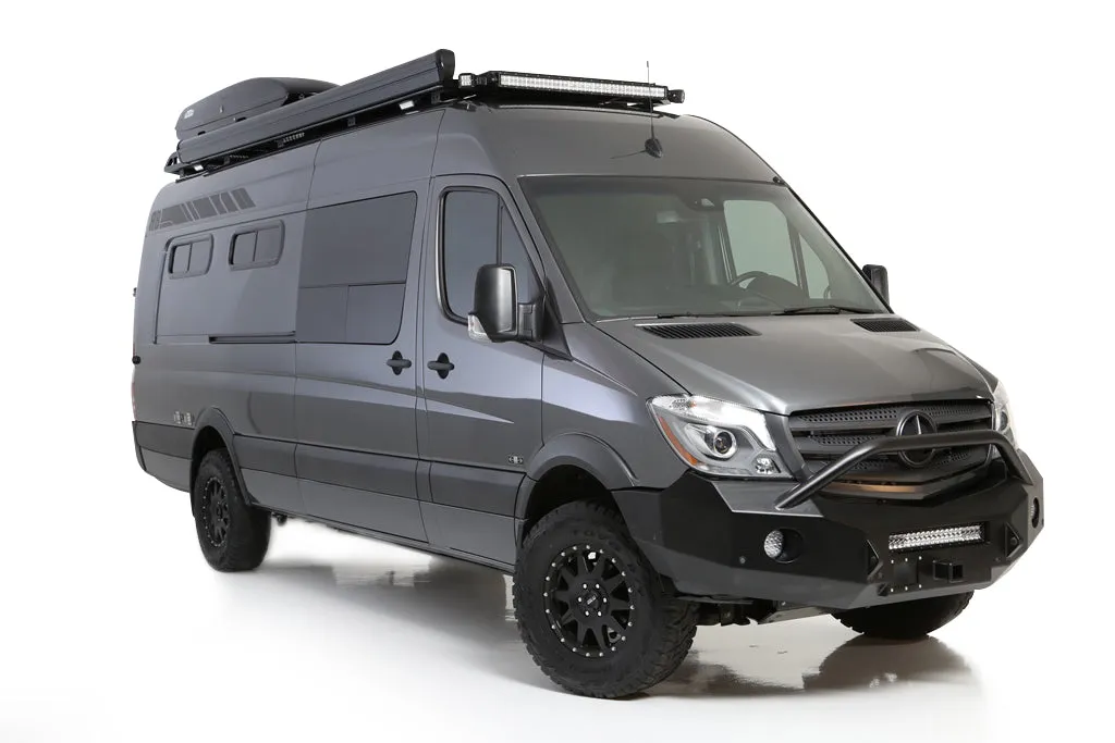 RB Touring Van MF - 170"ex 2500 4x4