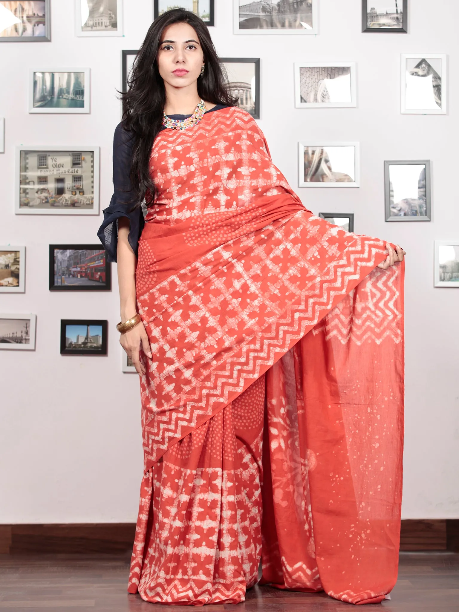 Red Ivory Hand Block Printed Cotton Mul Saree With Tassels - S031703022