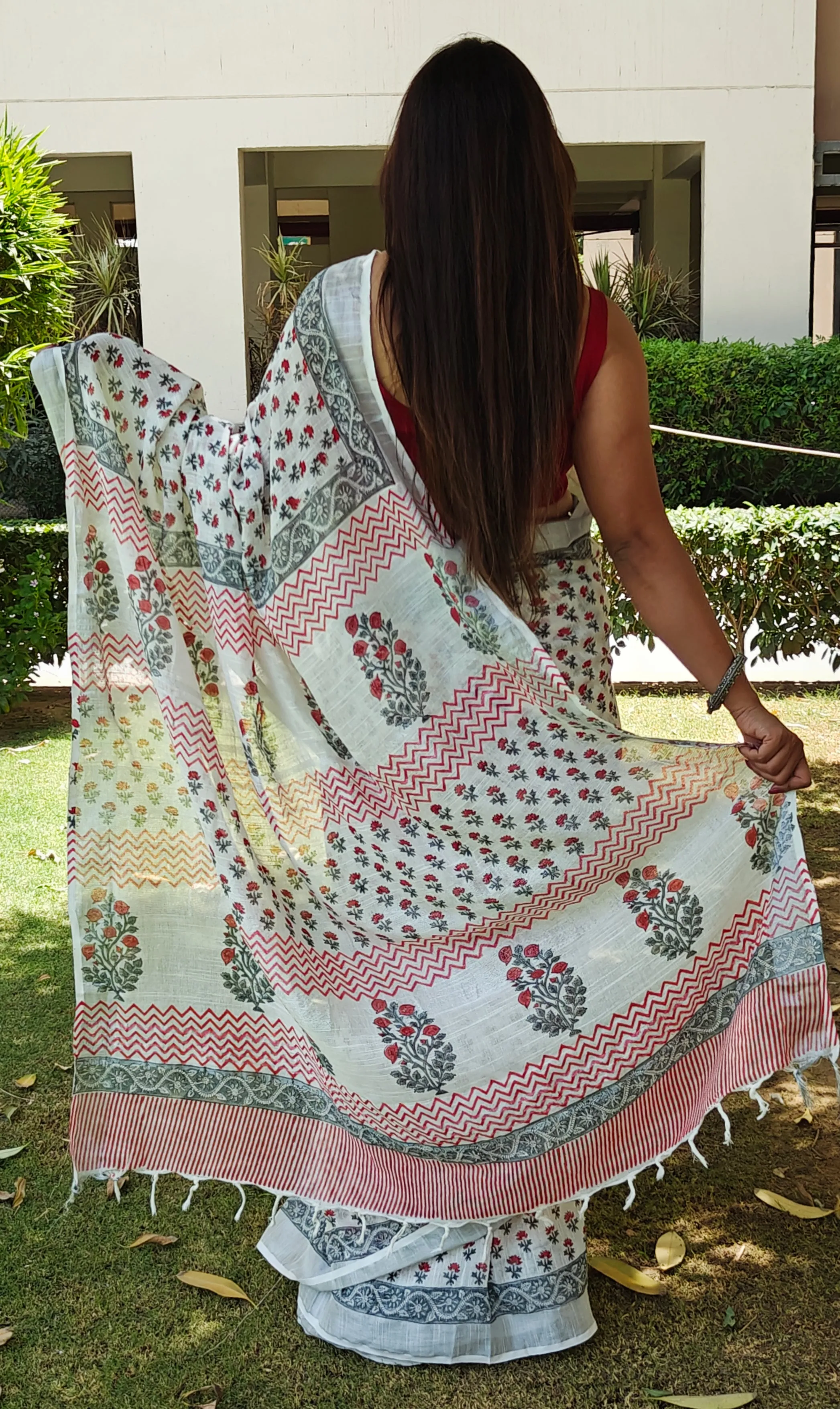 White Pure Linen Saree