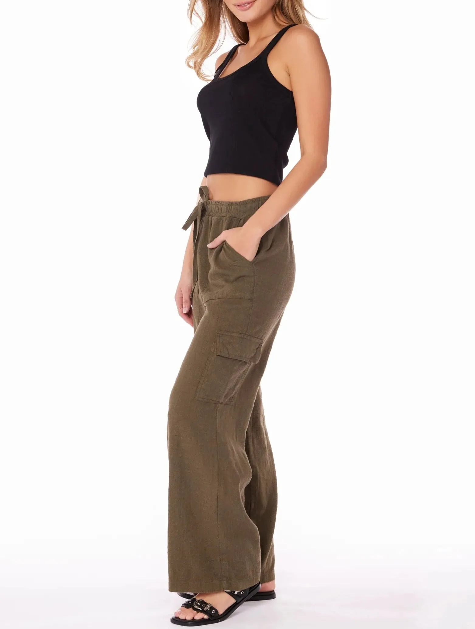 Wide Leg Cargo Pant